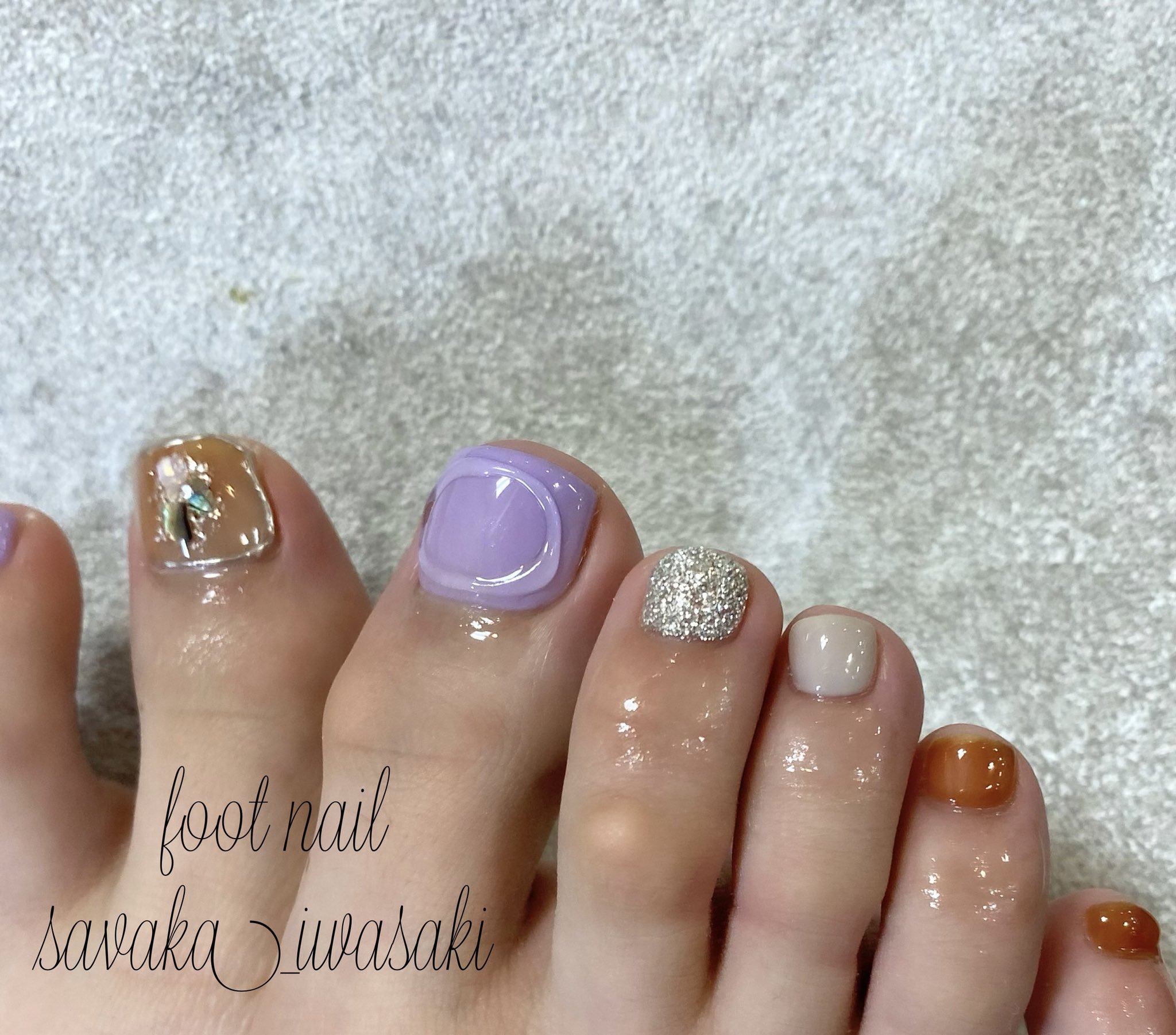 岩﨑彩華 滋賀 守山 ネイル ニュアンス お客様ネイル アシメネイル 見てるだけで可愛い とテンション上がる気持ちに フットネイル も同時に ７月夏の季節にぴったりのデザイン カラフルネイル 夏ネイル 守山ネイル 滋賀ネイル オレンジ
