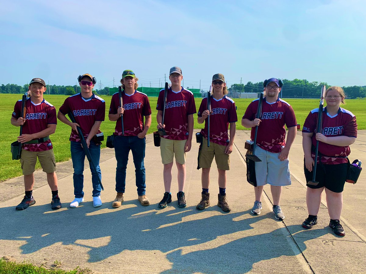 CoachHammond7's tweet photo. Congratulations to the GHS Shotgun Sports Club! 2nd in the state in the High School Division for the Indiana AIM State Championships! Great athletes, great sharpshooters, great Railroaders! #RBT #Bustem #Trapshooting https://t.co/MbWhwv0EWU
