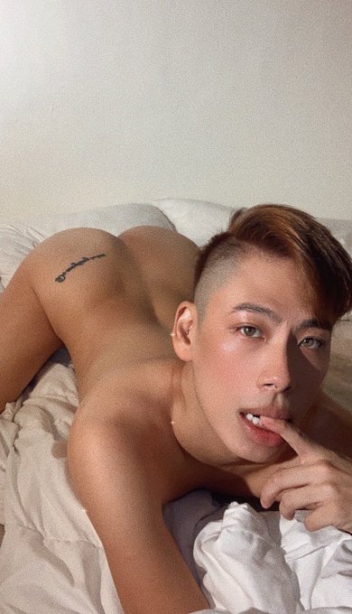 2 pic. So would you ? in my ? or ? ? ? https://t.co/EPvH5unxay