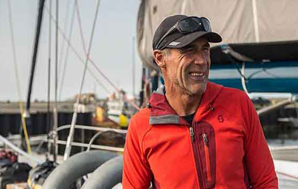 Mike Horn – the extreme adventurer and survival expert limitlesspursuits.com/adventure-pare…