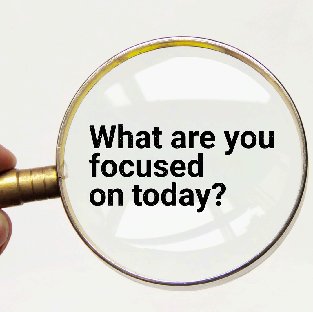 CoachJimmyKay's tweet photo. It's midweek and a good time for a check-in to reset your focus!

What's occupying all the space in your mind today? Where's all your time and energy going to?

"Where focus goes, energy flows"
- Tony Robbins

The sunlight…

📸 https://t.co/2cixNs0UWI via https://t.co/wvAxb4FFeM https://t.co/jiWvmTFsts