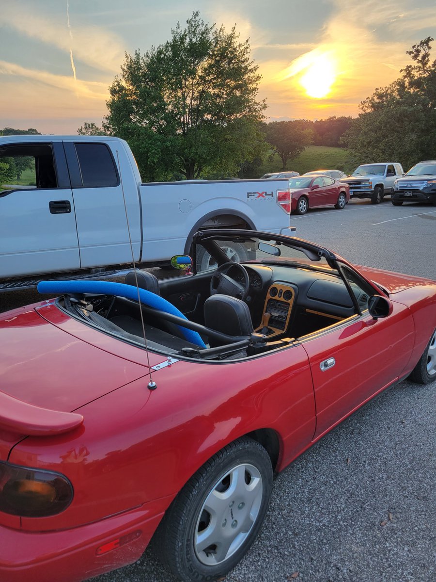 AustinPost1's tweet photo. You sneak your way up to Southern Iowa for a #mensleague warm up as a unverified handicap partner? @ClubProGuy https://t.co/e8kLkvfLhq