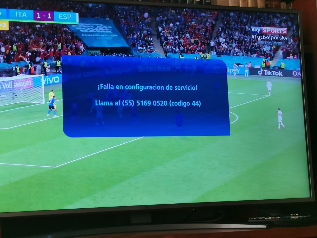 MikeHdez28's tweet photo. @skymexico ya marque varias veces al número que aparece en pantalla y nada! Pésimo servicio 😡 https://t.co/IvEPGWDTxG