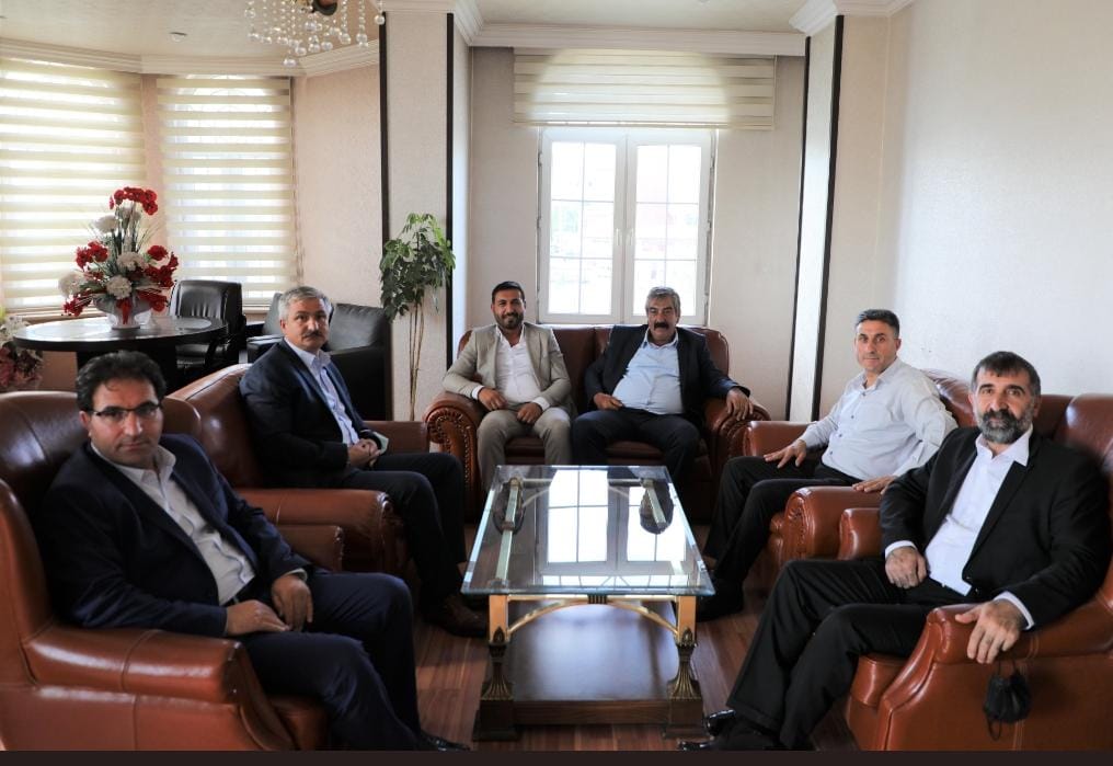 fuatyontar's tweet photo. Ensar Vakfı Başkanı Murat Şam'a  Bu güzel çalışmalarından dolayı gönülden teşekkür ediyorum. Rabb'im yar ve yardımcın olsun inşallah. https://t.co/w6g3V39KTq