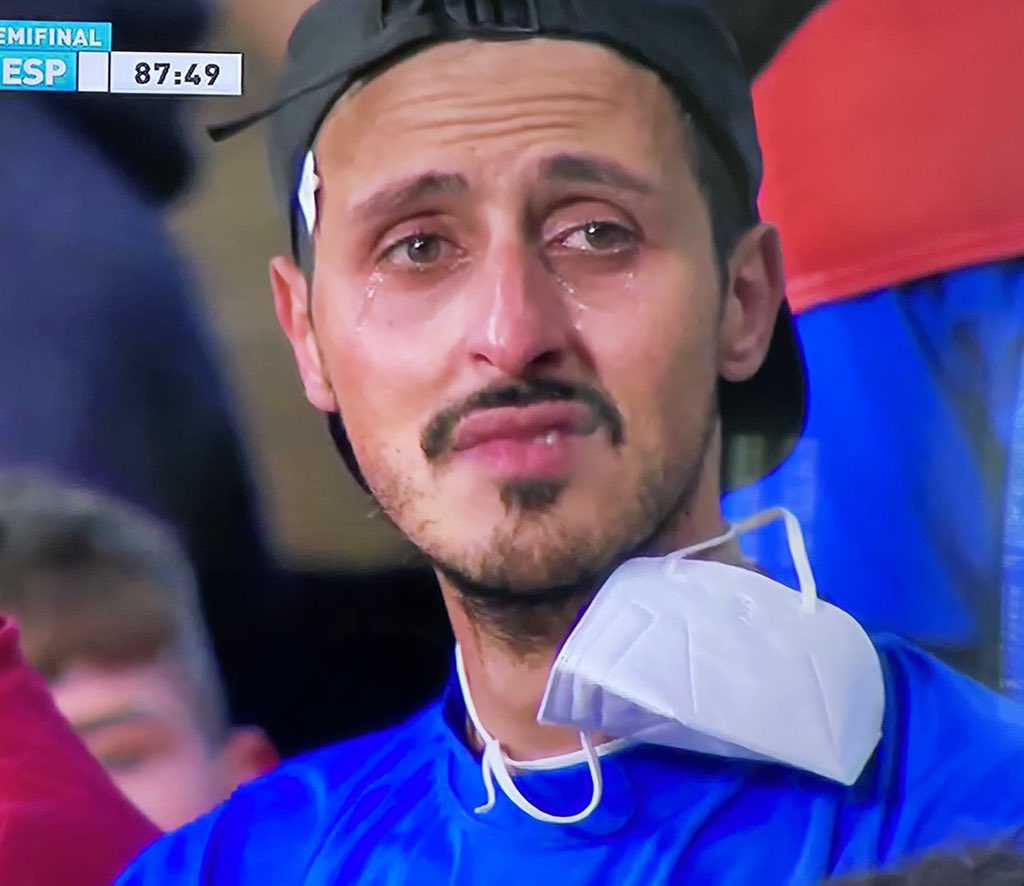 Oldfirmfacts1's tweet image. Didn’t realise they were pumping Danny Murphy’s commentary into the stands