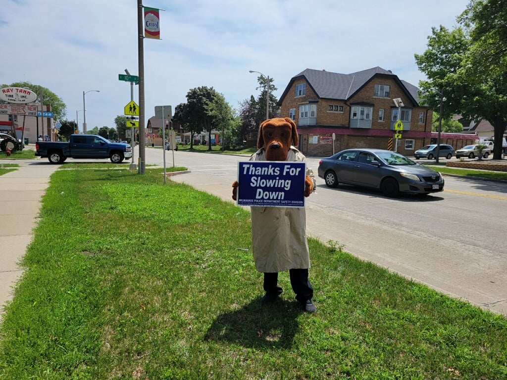 MilwaukeePolice's tweet photo. #D6MTU - McGruff Traffic Unit.😀
McGruff was out on S. 10th St. and W. Oklahoma Ave reminding people to slow down. Where should McGruff pop up next? #mpddistrict6 #MKEPD #MPDTSU #ThankYou McGruff for #BeingPartOfTheSolution and helping to keep #MKESafe! https://t.co/246CV0Eqgw