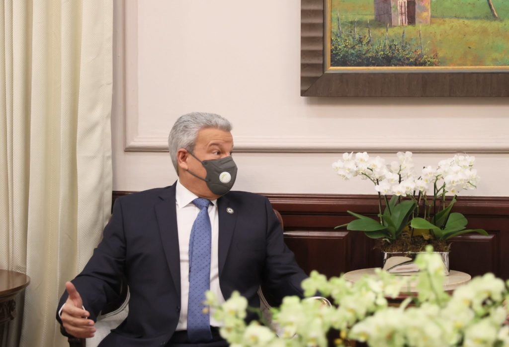 nuriapiera's tweet photo. Identifican a un dirigente del PLD y otro del PRM como responsables de campaña difamatoria contra Macarrulla https://t.co/XUqRnO5m51 #NDigital https://t.co/CkTgaLy4Z7