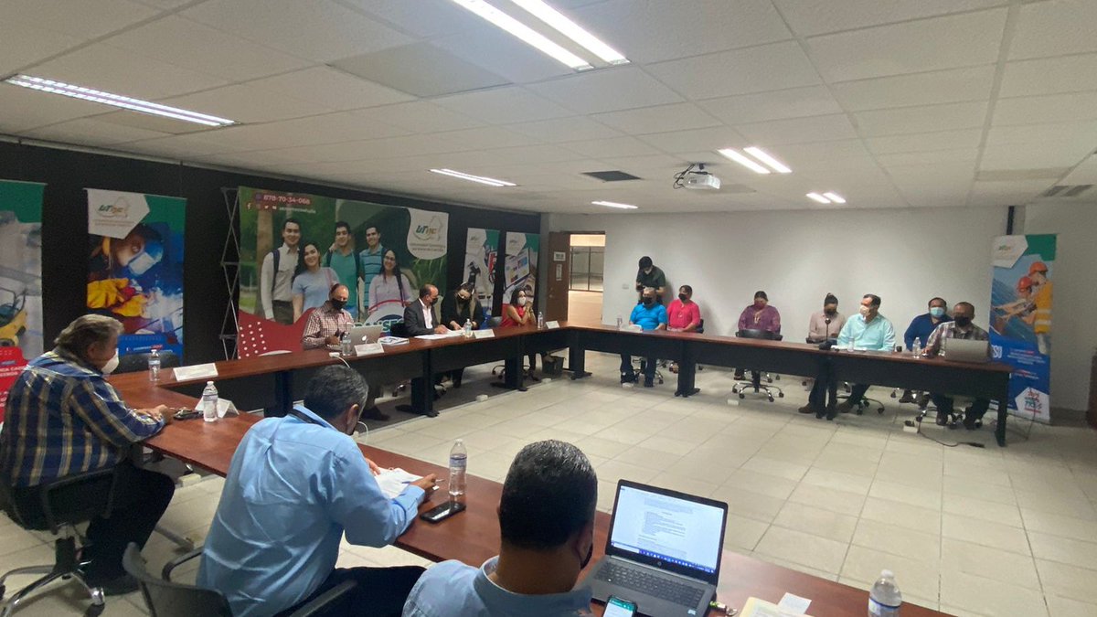 ses_coahuila's tweet photo. Reunión de la Tercera Sesión Ordinaria del H. Consejo Directivo de la Universidad Tecnológica del Norte de #Coahuila Felicitaciones a su distinguido Rector.
#UTNC #SEMYS #FuerteCoahuilaEs https://t.co/VumPYo4V3R