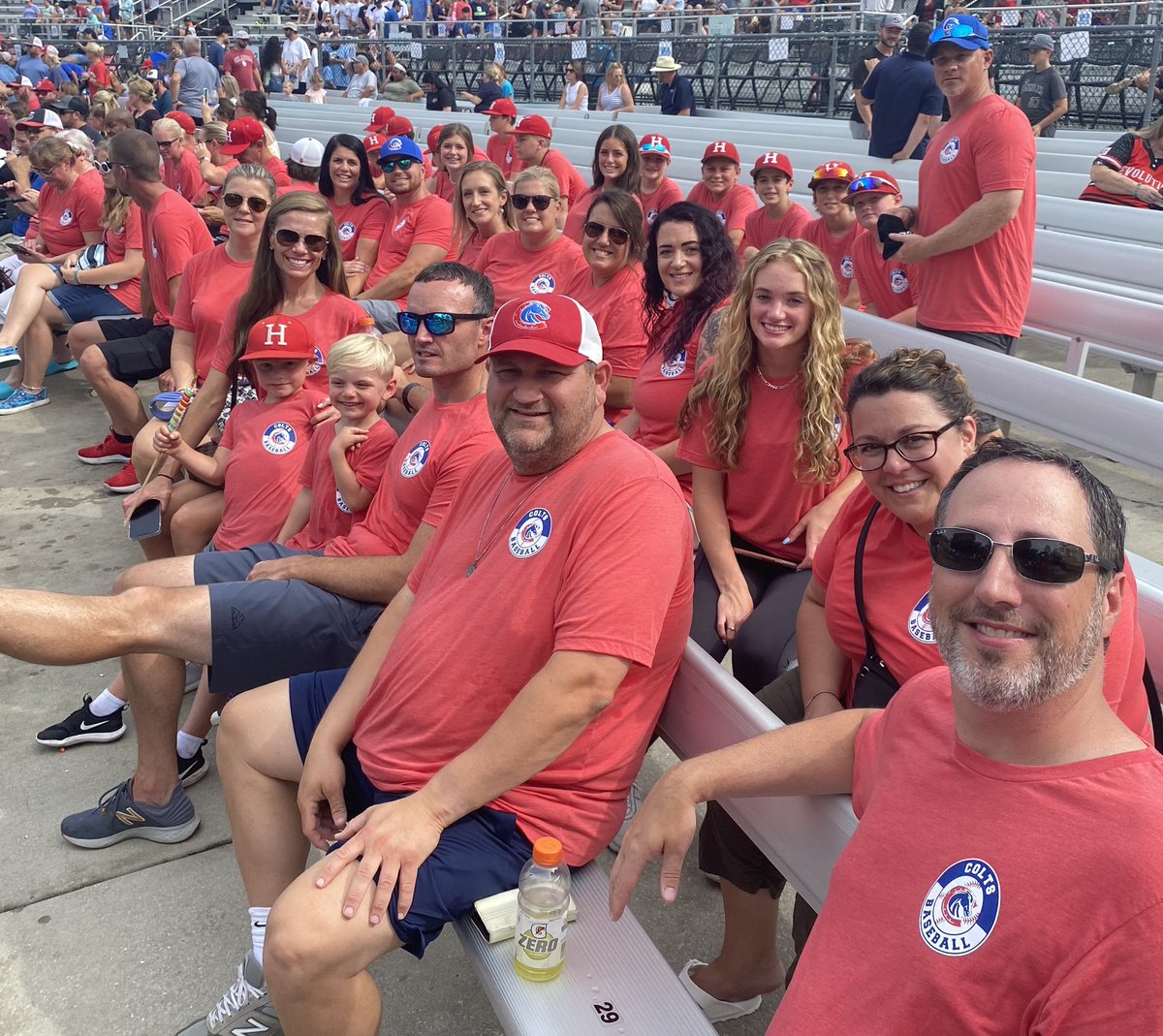 ColtsBaseball21's tweet image. Best parents and families in the land! Sweating it out for our #1 state ranked boys down in the Deep South. 😅 ⚾️ ❤️