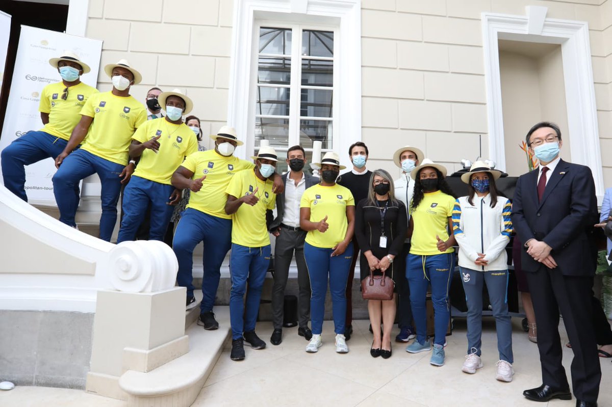 #DEPORTES | El Ministerio del #Deporte de #Ecuador le ofreció este martes 6 de julio una despedida por todo lo alto a los representantes de la selección olímpica, la más numerosa de su historia, y paralímpica, antes de que los deportistas emprendan su viaje a #Tokio.
