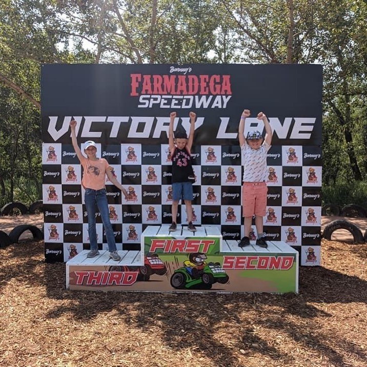 Barneysdrum's tweet photo. Come spend this beautiful evening with the crew at Barney’s! 

We’ve got the Farmadega Pedal Cart Speedway open and track conditions are reported at FAST🏁 Find us 5 minutes West of the Royal Tyrrell Museum  on North Dinosaur Trail!  #drumheller #barneys https://t.co/Ua6LnKkOJk