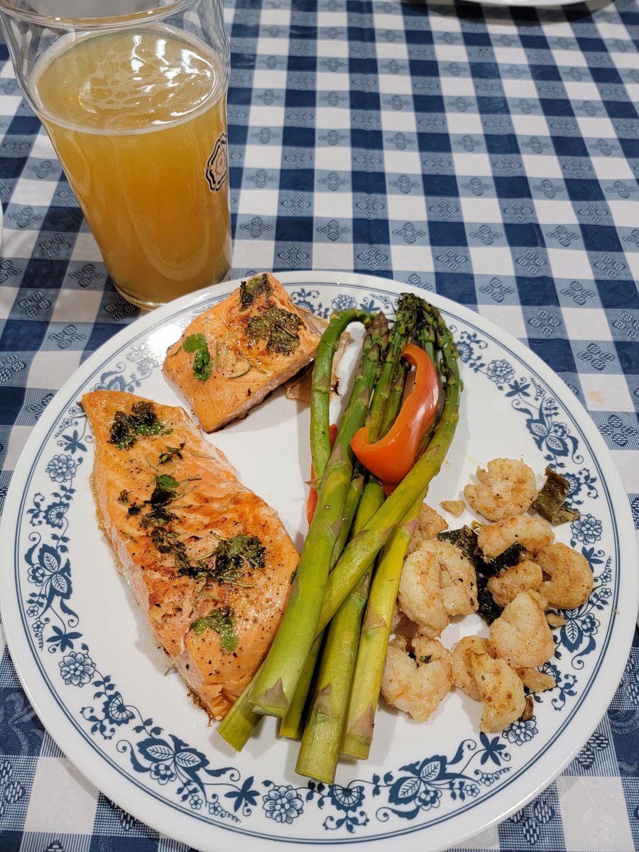 RahKoGen's tweet image. Fish