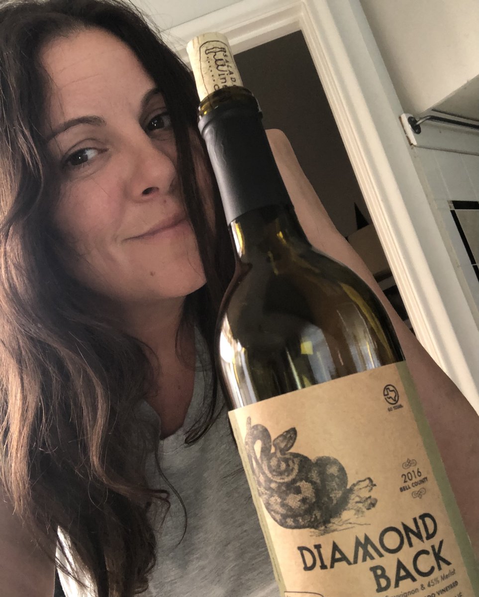 TXTrueWineCrime's tweet photo. Special midnight release tonight. Bringing a little Diamond Back with us from Salado Winery Company &amp; Salado Wine Seller! Cheers!

#podcast #texas #texaswine #truecrime #wineries #vineyards #texascrime #finewine https://t.co/SeX9d0KkxC