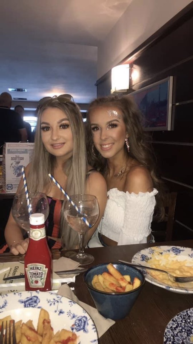 islamunroxx's tweet photo. Happy birthday to one of my longest pallys💛 hope you’ve had the best day you could of🥺 lots of loves beautiful✨xxx https://t.co/gYidGkeGEH