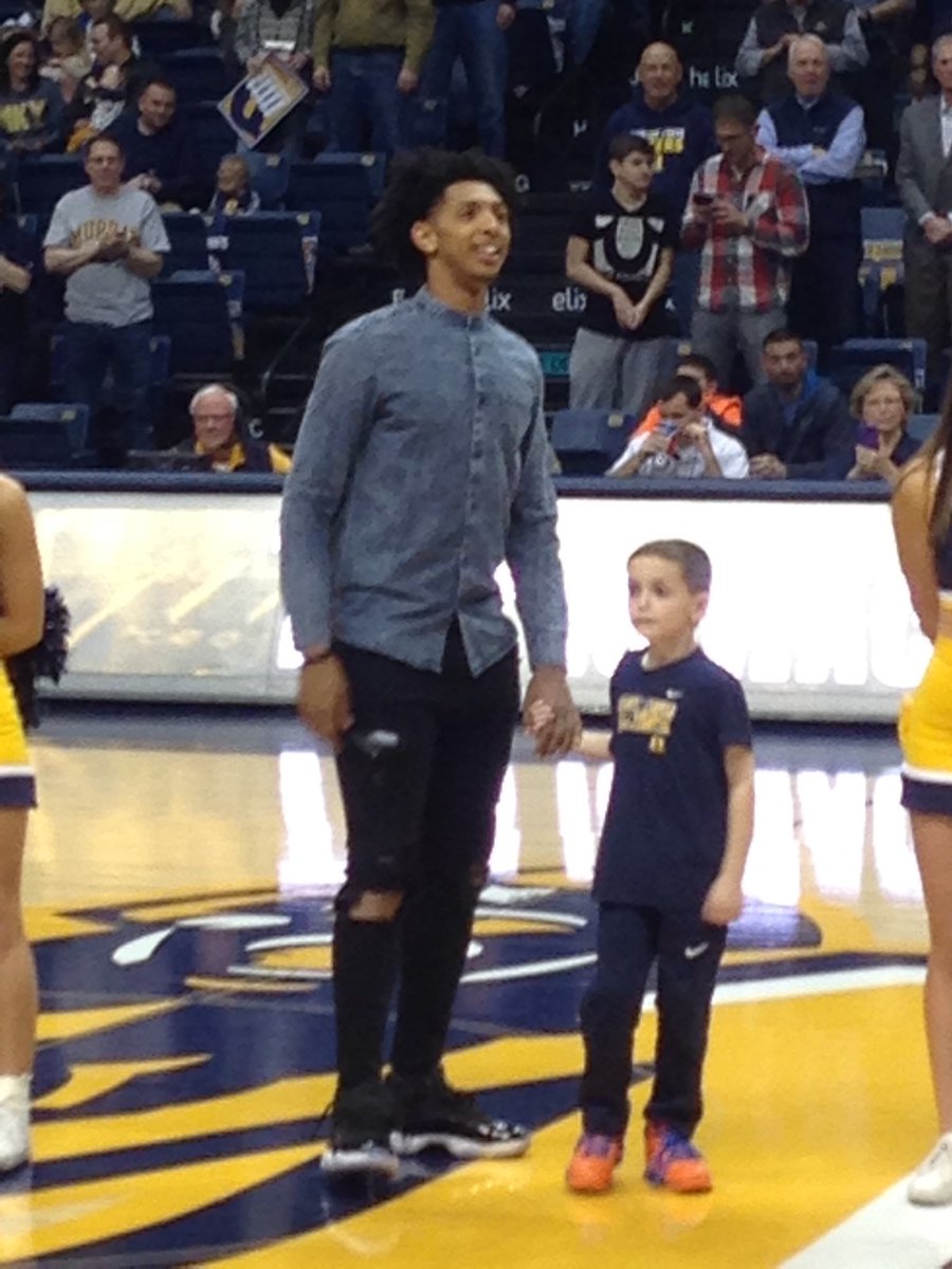 Breds20's tweet photo. #LFG Suns and @campayne 1 game  at a time. #DWUKD https://t.co/cPiCYSXUZq