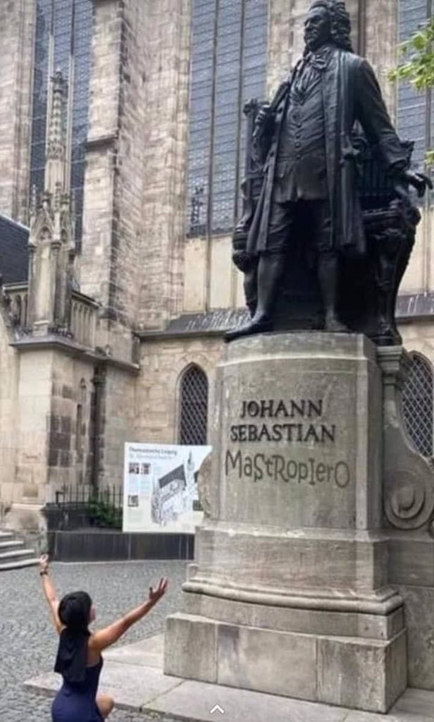 MCPerre's tweet photo. Se merecía un monumento https://t.co/FbkoKO28O7