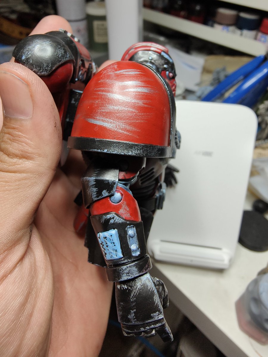 GriffsMiniWorks's tweet photo. Progress. Only have to do the legs now.
#wh40k #warhammer40k #spacemarines #primaris ##mcfarlane #hellblaster #CrimsonGriffons https://t.co/jzUv9rKOcR