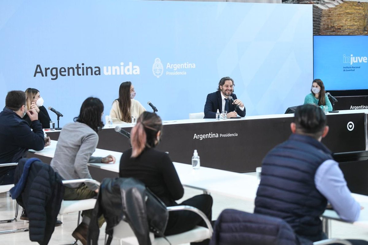 DataGremialCom's tweet photo. Con fuerte presencia sindical, Cafiero lanzó el Consejo Multisectorial de la Juventud
Los detalles👉https://t.co/ebUqO3Nuz5 https://t.co/UScVmPeyxE