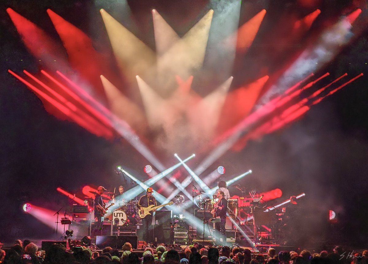 umphreysmcgee's tweet image. 👀

@PeachMusicFest | @S_Harris_Photo