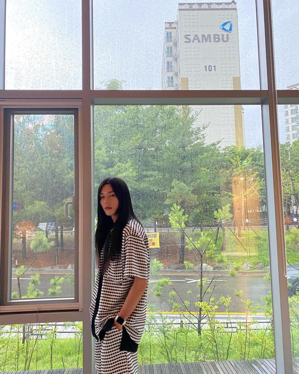 wowbra_'s tweet photo. 📷 | #IG 06.07.21 — Atualização do Yoon Daro no seu Instagram! (2/2)

" Um dia"

#Wow #와우 #YoonDaro https://t.co/2HzK33krwE