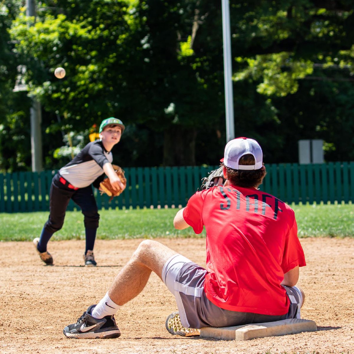 PBT_BellRingers's tweet photo. Back on the field with the boys after the holiday weekend πͺ
Final week of summer camp begins July 19th.
Register here: https://t.co/3hVsamug1I
#TrainToRing ~ #SummerCamp https://t.co/msR6yC4Emk