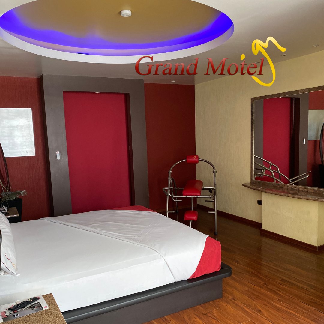 grandmotelslp's tweet photo. Ven a disfrutar en grand #pásalaengrand #grandmotel #motel #habitaciónsencilla #Skapandi #marteskinky #kinkytuesday #comoteloexplico
https://t.co/jF1Bvkea4Z https://t.co/DqhFjTwJDS