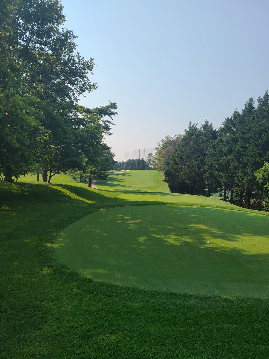 Andrewt_89's tweet photo. First day done at the new place. Looking forward to be part of the crew here at Bethesda CC. https://t.co/kZIGvYgn3j