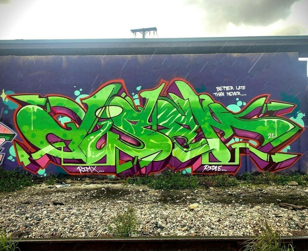BombingScience's tweet photo. Coming in hot⁠
⁠
DISEM⁠
⁠
@disem305⁠
⁠
#graffiti #graff #disem #miamigraffiti #graffitiart #graffitiporn #graffitiletters #lettering ⁠ https://t.co/8NarFdKCC4 | https://t.co/A1TsPkLOzF