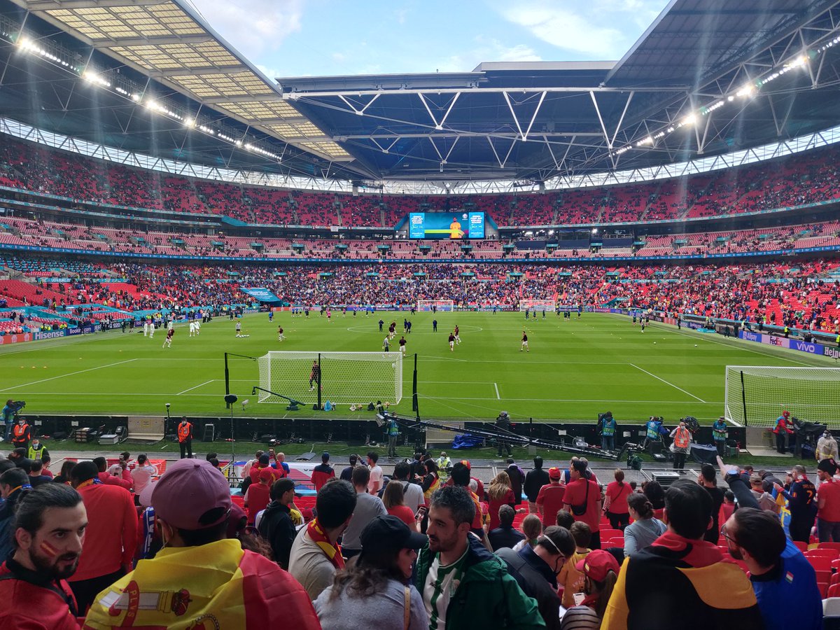 Rubentp's tweet photo. Enhorabuena por el campeonato realizado @rfef. Partido muy emocionante y en él que habeis dominado. Volveremos. @LUISENRIQUE21 ha vuelto a demostrar lo gran entrenador que es. https://t.co/Ofbt2Dhpso