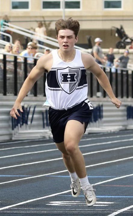 raidelite's tweet photo. Congratulations to Denman Rode, Julia Rodrigue, Ben Pruzek, &amp; Jaidan Warner on being selected as May/June Raider Elite Athletes Of The Month!  Also a shout out to all HHS Spring teams/coaches this past spring and all the success!  Great coaches, kids, and work ethic here. https://t.co/sTAx5Jvunm