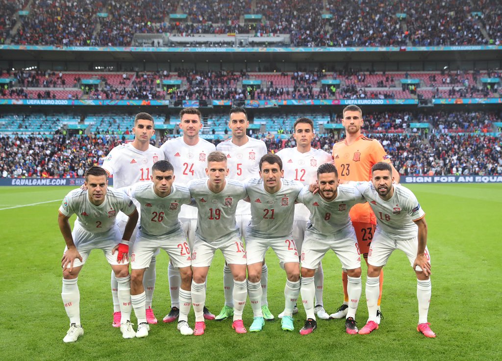 Me siento un privilegiado de poder haber vivido esta experiencia con este gran grupo. Estoy seguro de que volveremos a tener nuevas oportunidades y que vamos a celebrar grandes cosas juntos. Gracias a los que siempre habéis estado ahí animándonos. Esto solo acaba de empezar. 🇪🇸❤️