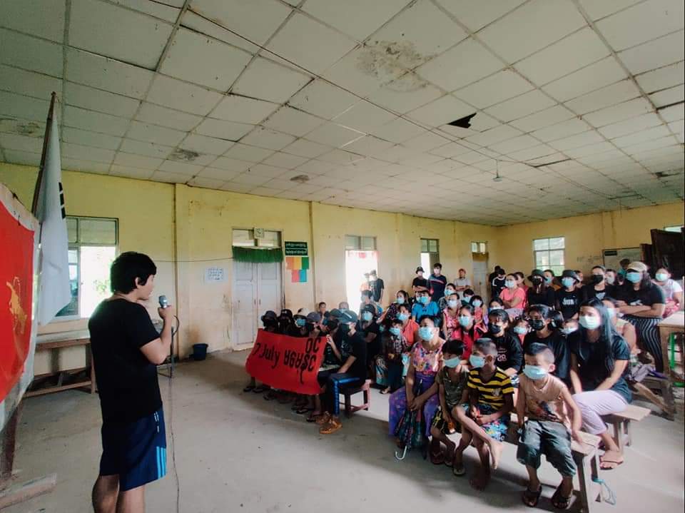 LinLinMaw9's tweet photo. A commemoration ceremony for the 59th anniversary of 7 July was held in a village in Laung Lone Township, led by the Democracy Strike Committee (Dawei District).
#StopTorture
#July7Coup
#WhatsHappeningInMyanmar

#Unforgettable7thJuly https://t.co/D7oYOiXyMe