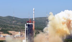 China conducts third orbital launch inside four days, HELSINKI — China launched a Tianlian data tracking and relay communications satellite Tuesday, marking the country’s third successful mission in fo... https://t.co/UsbPIjw6pT https://t.co/AP3zvKVFAZ