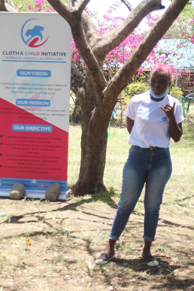 ClothAChildINIT's tweet photo. Courage 💪 doesn’t always roar 🦁📢, Sometimes courage is the quiet voice😶 always telling you to try again.
Good morning!
#RestoreDignity #GenerationEquality #DecentDonations #Clothachild #PROTECT #Voice #Power #Action https://t.co/l58Nhspimc