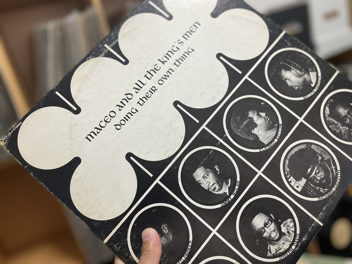 HomageRecord's tweet photo. 👨🏾‍🦱👨🏿‍🦱👨🏾‍🦱👨🏿‍🦱

#maceoandallthekingsmen 
#homagerecord 
#オマージュレコード 
#ファンク 
#レアグルーブ 
#レア盤 
#アナログレコード 
#レコードコレクター 

🎩新入荷&amp;試聴は @homagerecord_jpn ←プロフィール欄より📲サイトからチェック出来マス💥 https://t.co/mTDp6vl7Oq