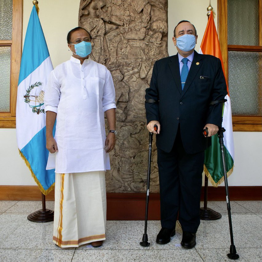 Alejandro Giammattei tweet media