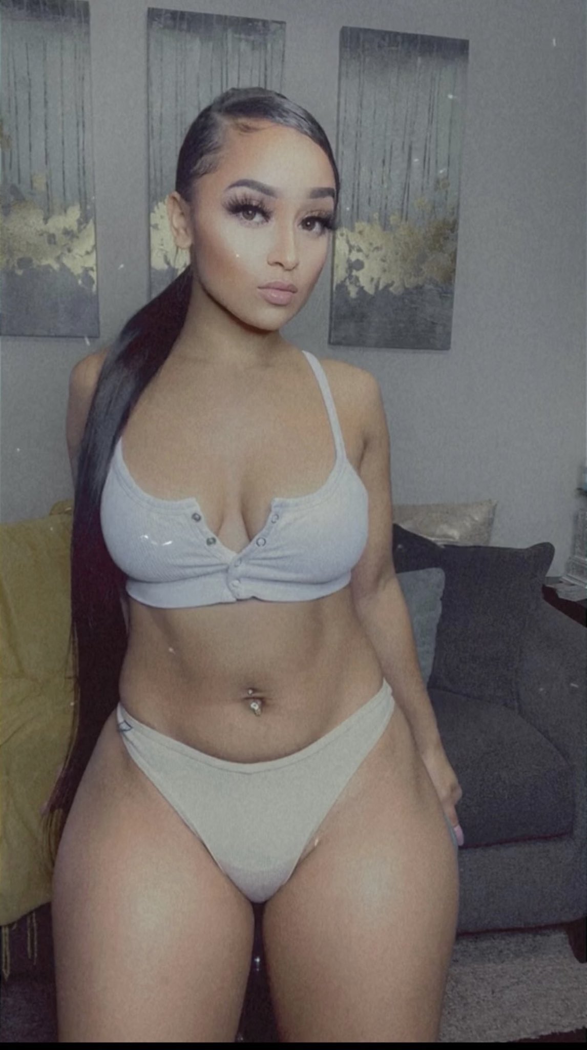 Only Baddies on X: @Idreamaislinn know she fine 🔥👀  t.combU03lMJSX  X