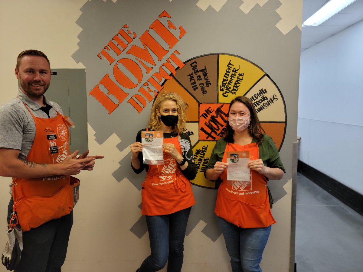 Recognizing two STELLAR kitchen designers for their outstanding performance in driving countertop attachments and installs! Way to go Anastasia and Christine! 😎🎆 #westinthehouse #services #wedoitforyou <a href="/RealJayPeee/">Jon Peters</a> <a href="/TimGudasTHD/">Tim Gudas</a> @Ken_D19DM <a href="/bdarrinTHD/">Blake Darrin</a>