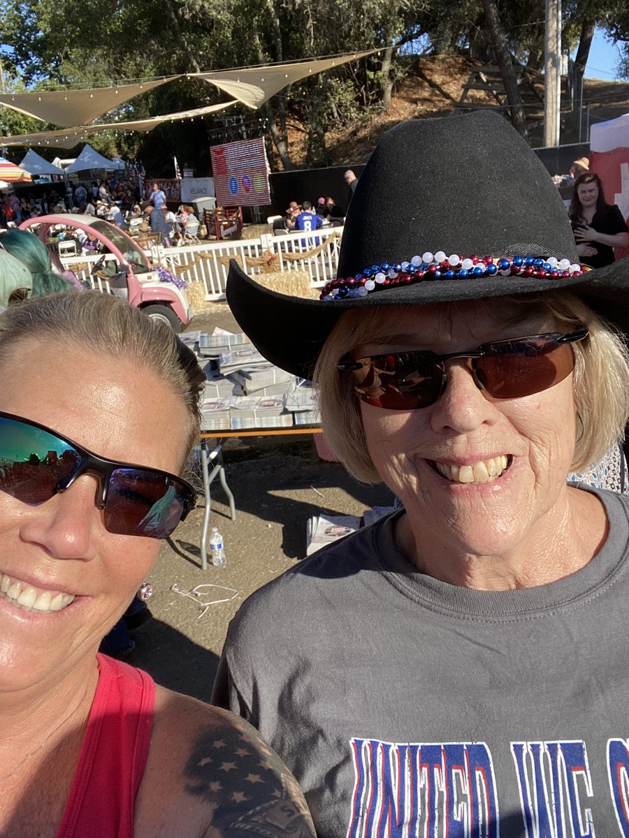 k9danka's tweet photo. So proud of my hometown of @CityofFolsom my mama and I went to the @ProRodeo for the 4th. 100% #Patriotic #Proud #Politicallyincorrect #Americans #constitution #AmericanFlagFlying #BlueLineFlag flying event and people๐๐บ๐ธโค๏ธ๐ค https://t.co/Y1AnCk3kdf