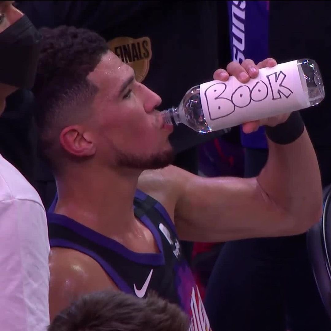 docksquad33's tweet image. Me the night before every test in college