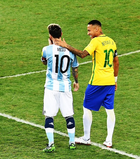 OficialSala12's tweet photo. Messi x Neymar.
Brasil x Argentina.
Final da Copa América.
Maracanã.

Tudo pra ser um jogo histórico. https://t.co/blH4X4P5ML