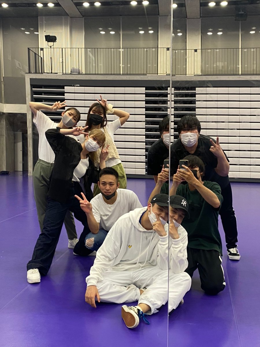 EXD78145656's tweet photo. 約1年間お世話になりました！

いろいろとありがとうございました🙇‍♂️🙇‍♀️ https://t.co/uRbhQDSqqK