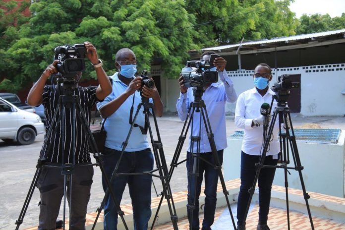 gijnAfrica's tweet image. A new report by @sjs_Somalia documents how Somali health authorities violate national &amp;amp; international law on access to information by denying journalists access to information about #COVID19 &amp;amp; vaccines. buff.ly/3AsTdoY