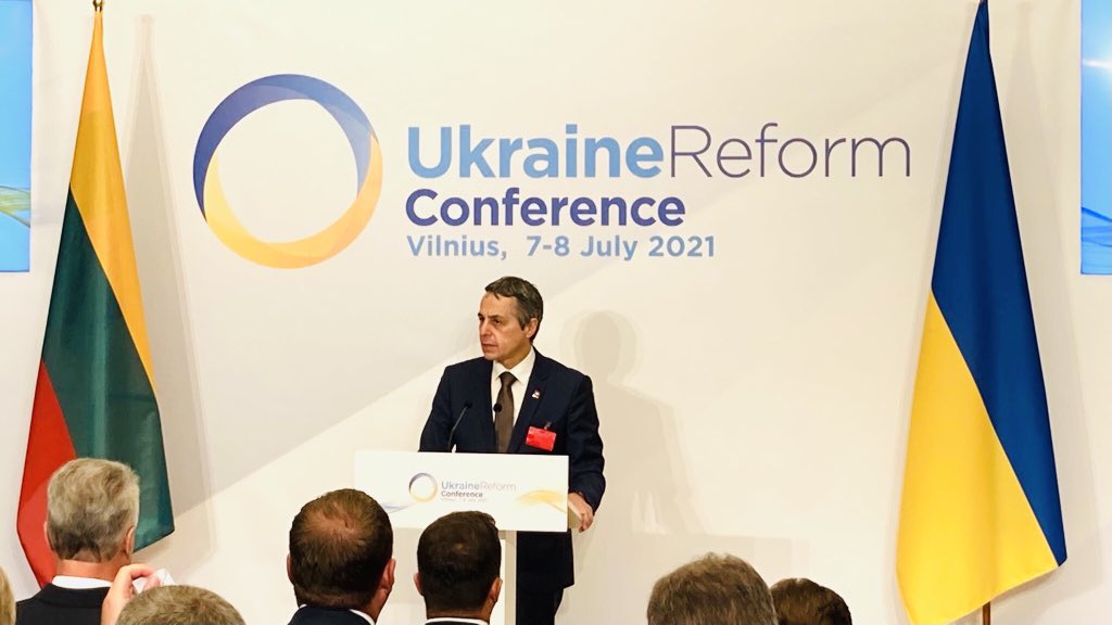 ignaziocassis's tweet image. Happy to be participating in the 4th #UkraineReformConference in Vilnius 🇱🇹 #Switzerland  🇨🇭 supports Ukraine’s reform process towards a prosperous future 🌍 #URC2021
