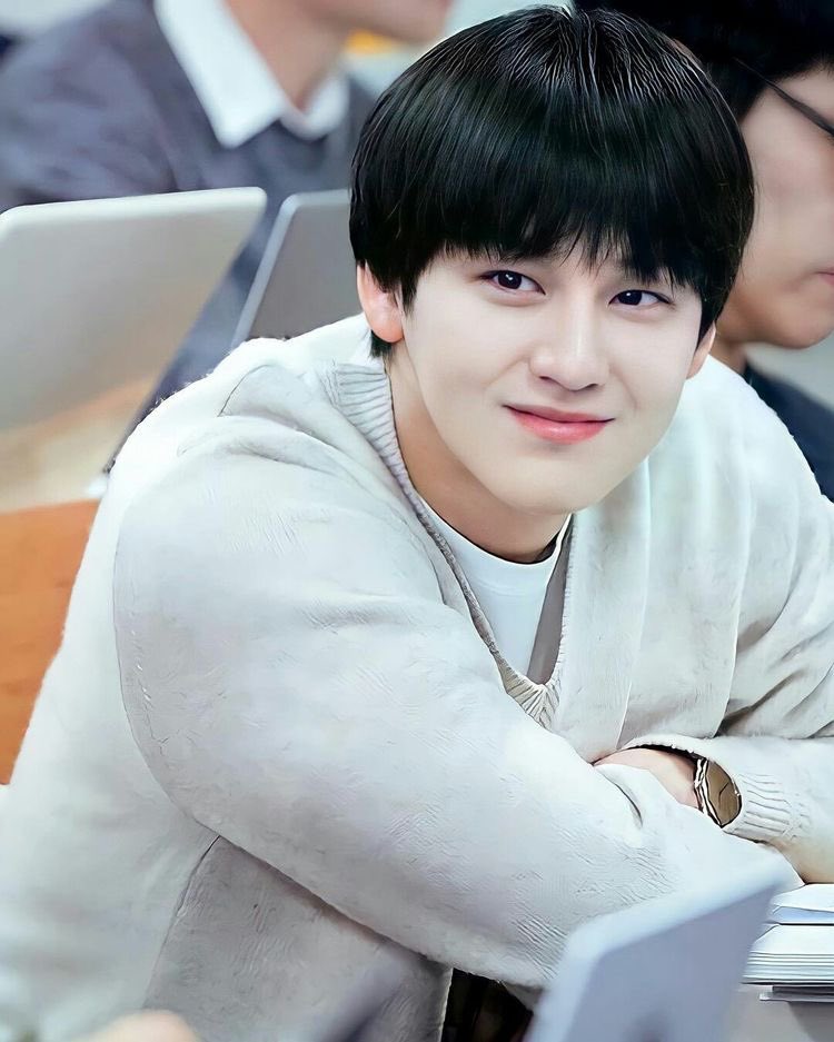 Happy birthday, Kim Bum!   