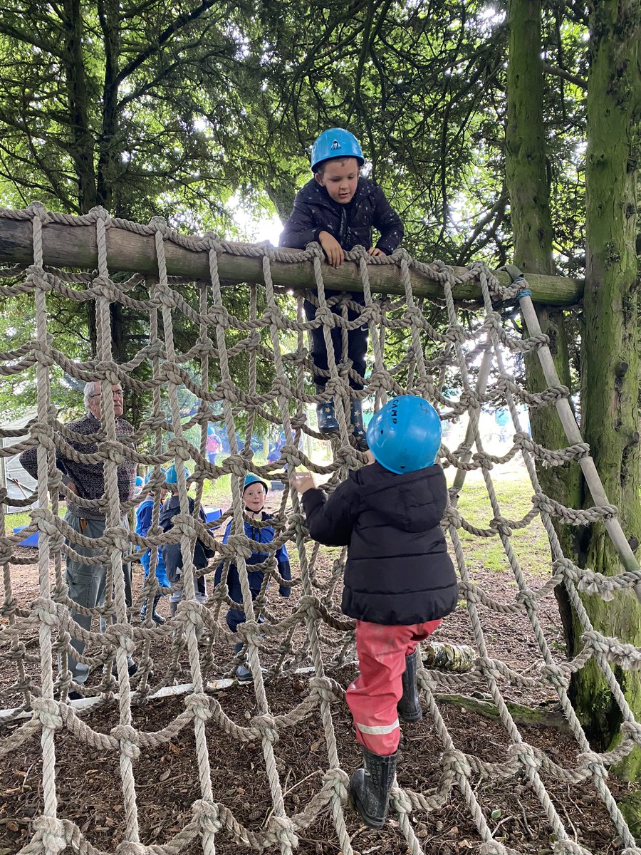 How brave are you feeling today? Could you climb over the top? #bebrave #bebold #theworldiswaitingforyou <a href="/GreenfieldsCPS/">Greenfields Community Primary School</a>
