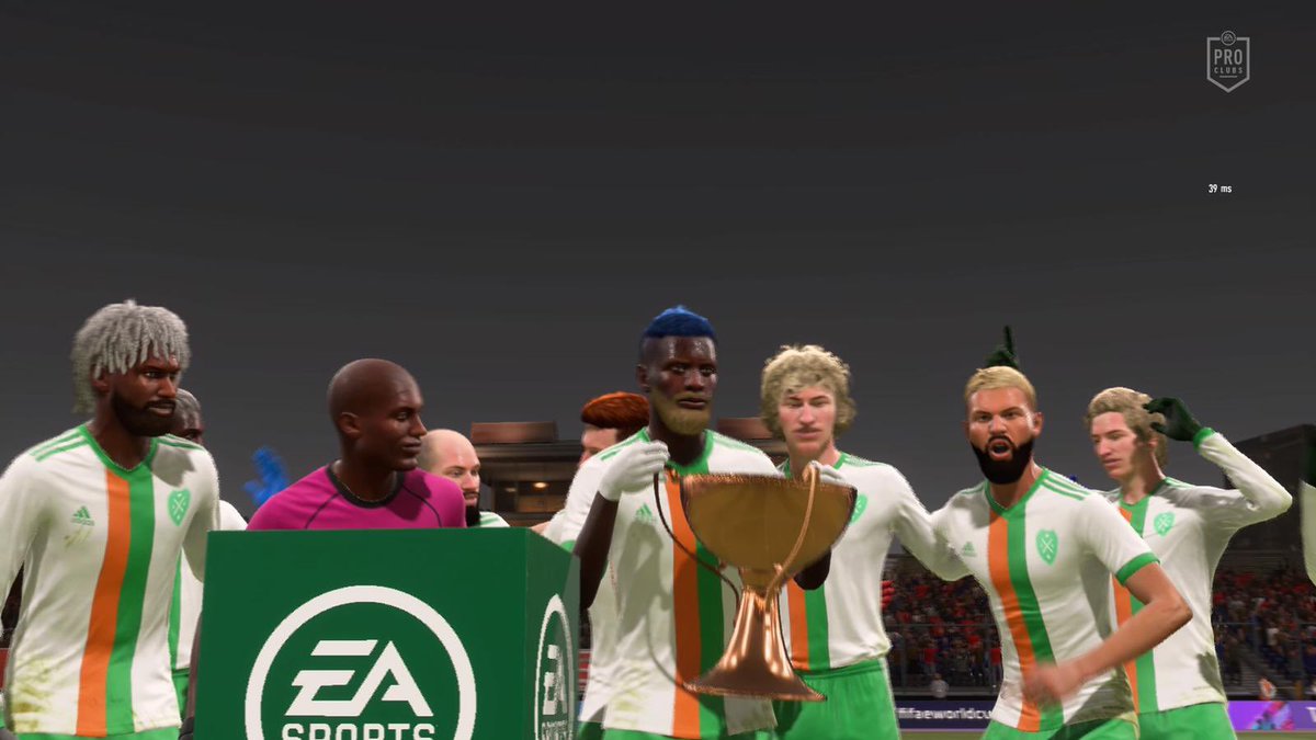 STB05_'s tweet photo. Simplemente el BARCO. TRI-CAMPEONES 🏆 🏆 🏆 💚🧡 https://t.co/iZbQZcKQEa