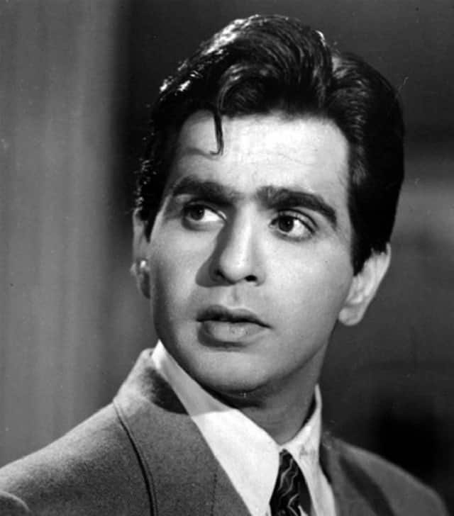 urstrulyMahesh's tweet photo. A timeless legend.. His towering brilliance will continue to be an inspiration to actors all around the world. A huge loss for Indian cinema...Rest in peace #DilipKumar Sir. You will be terribly missed 🙏 https://t.co/N2NWjazqKz