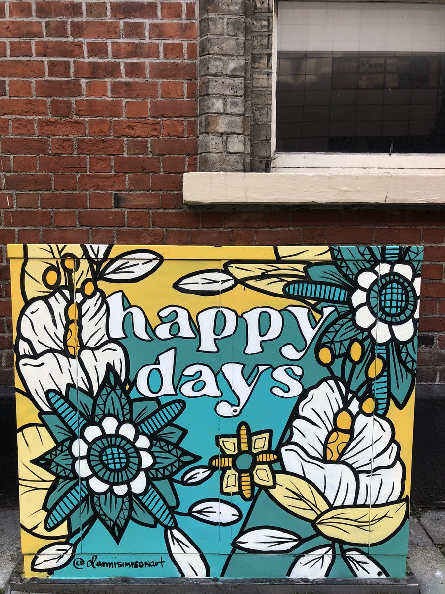 A sight to pep you up on the way to the office of a sunny morning #happydays <a href="/dannisimpsonart/">Dannisimpsonart</a>  <a href="/belfastcc/">Belfast City Council</a>