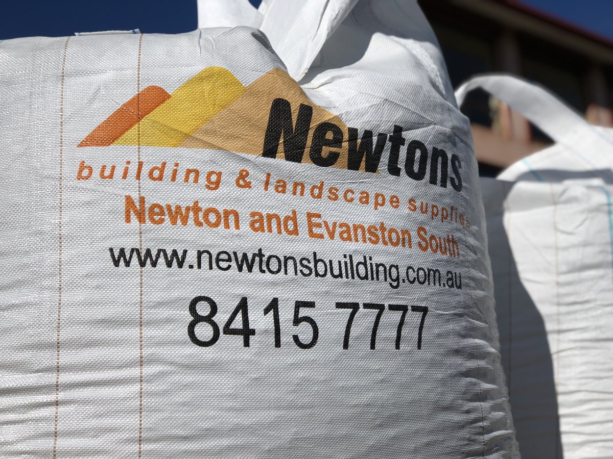 NewtonsBLS's tweet image. It's a sea of bulka bags! 🌊

This huge order of @JeffriesGroup Special Soil and Blue Metal Aggregate was taken by our newest sales team member, Telene, and has been slowly but surely making it's way to site all day.

#NewtonsBLS